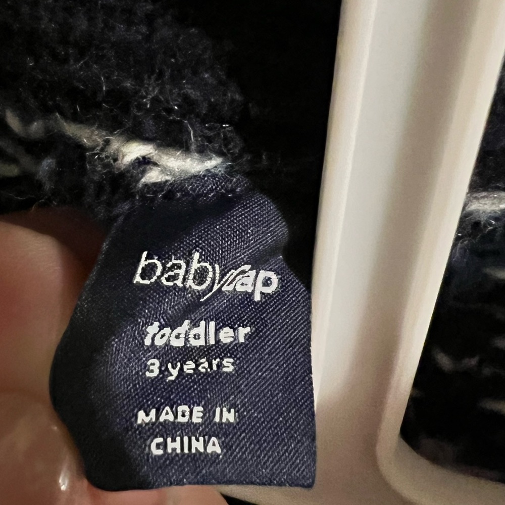 Gap holiday winter sweater - Picture 3 of 3